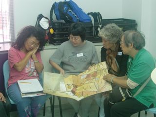 退休人士嘗試用不同技巧講故事