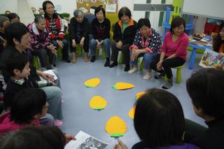 安徒生會 童話夢工場 職員示範講故事